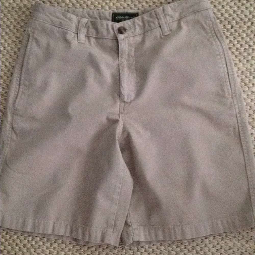 Men's Eddie Bauer kaki Bermuda shorts.